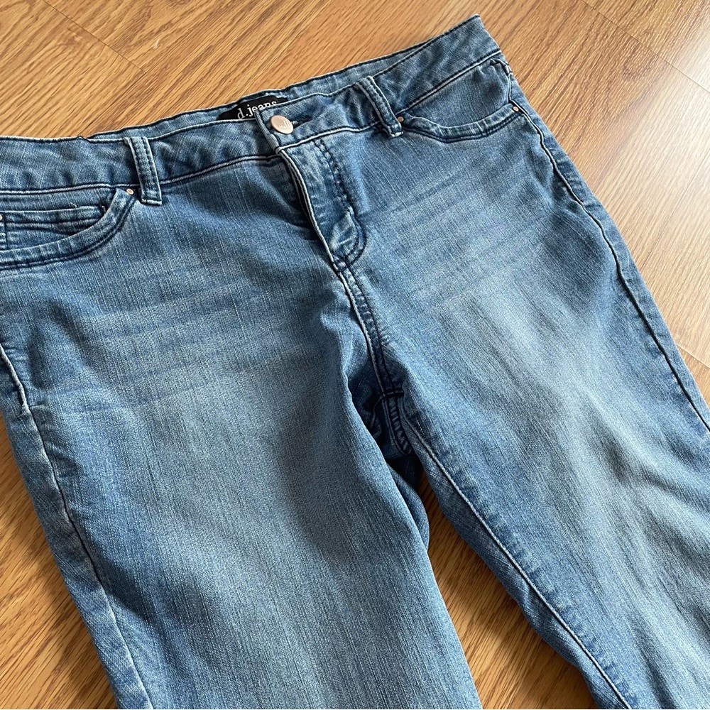 🟢3/$15 d. jeans Skinny Jeans - Picture 2 of 7